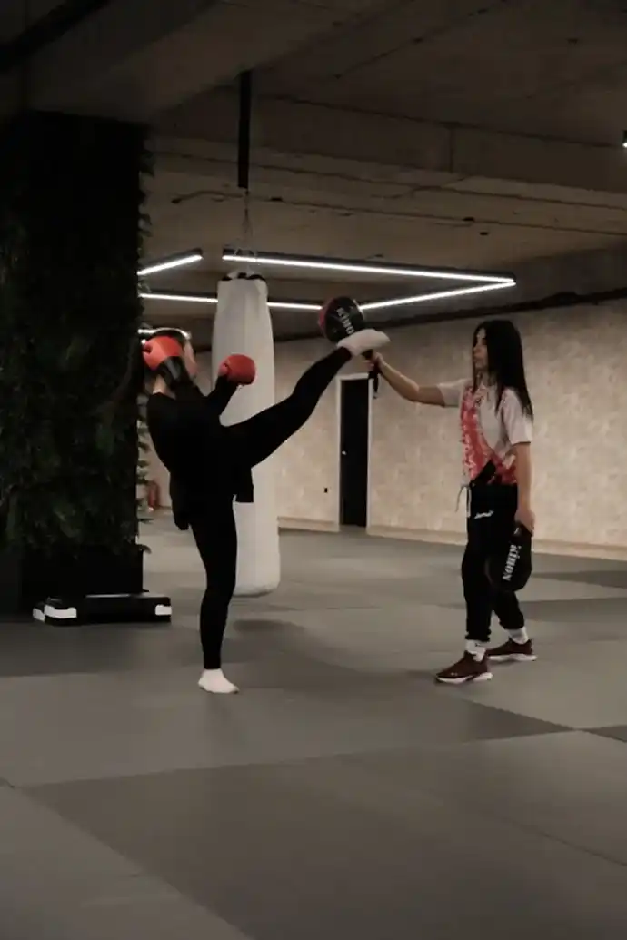 Bursa’da kadınlara özel grup dersleri ve toplu antrenman