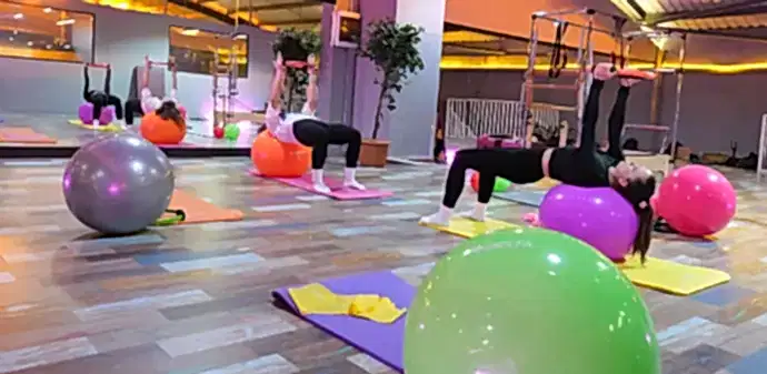 Bursa Özlüce Pilates grup dersi - Hyperion Fitness
