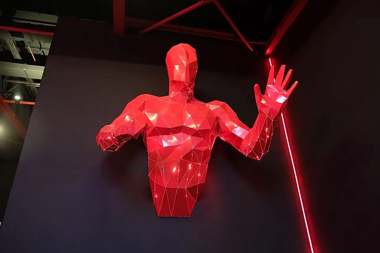 Bursa Özlüce fitness ve dövüş sporları salonu – Hyperion Fitness Özlüce’nin modern iç mekânı